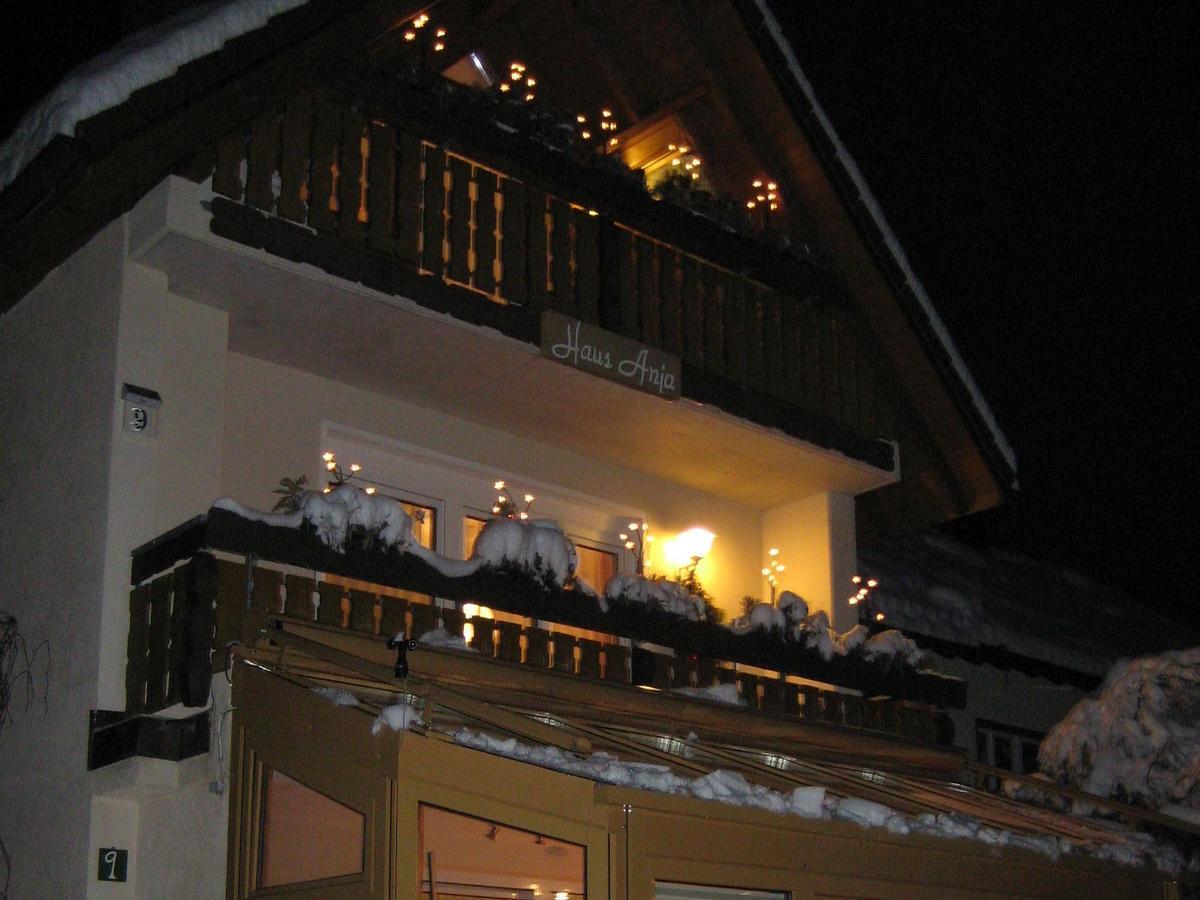 Appartement Haus Anja à Titisee-Neustadt Extérieur photo